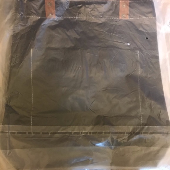 NWT Black Tote Bag - Picture 5 of 7